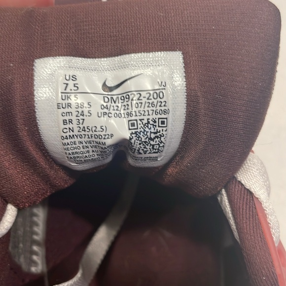 LIKE NEW!!!  Air Max 90 Futura ‘Medium Olive Navy’ DM9922-200 - Picture 6 of 7